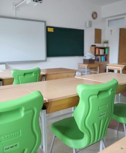Powrót do szkoły. Sondaż: Polacy o stacjonarnym nauczaniu w czasach epidemii