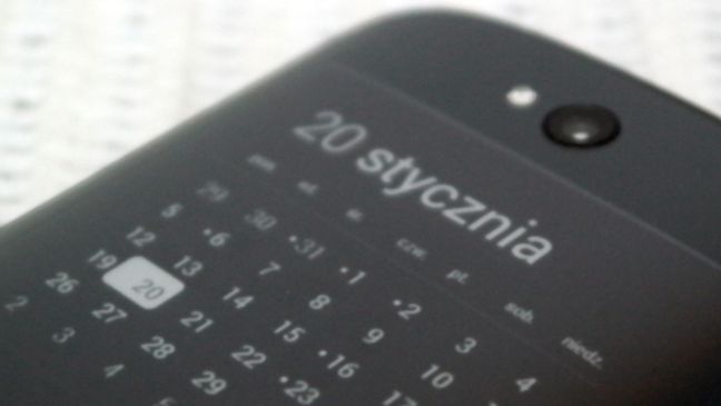 YotaPhone 2 - jak sprawuje się połączenie smartfona z czytnikiem ebooków? [pierwsze wrażenia] 1