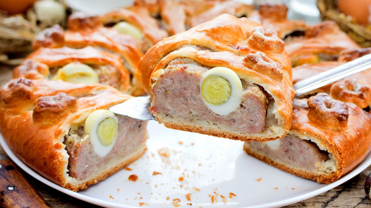 Pieczeń wielkanocna z jajkami