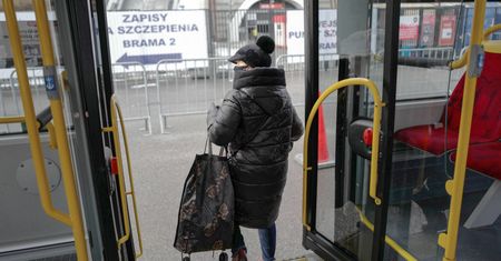 Koronawirus. Prawie 6 tys. zakażeń w Polsce. We Wrocławiu przybyło 82 chorych, 6 osób zmarło