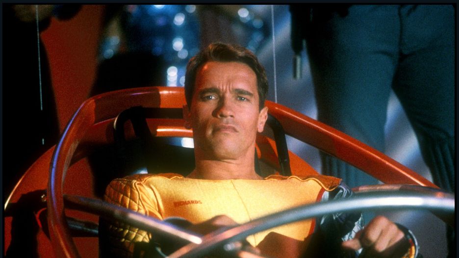 Arnold Schwarzenegger w filmie "Uciekinier" z 1987 r.