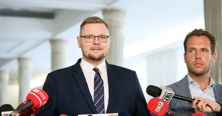 Woś twardo stoi przy swoim. Wprost powiedział, co zrobiłby ws. Pegasusa
