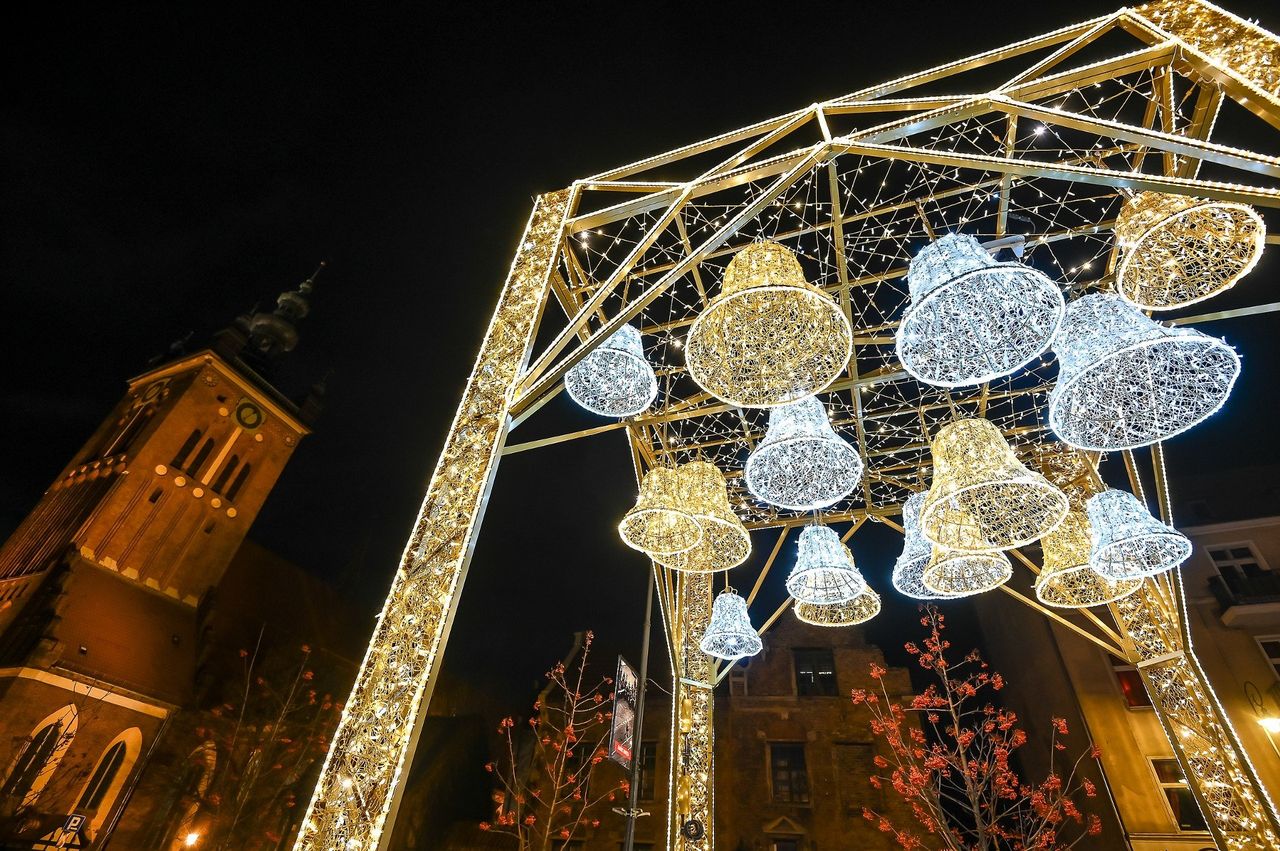 Pomorskie: Świąteczne iluminacje w Gdańsku i Sopocie