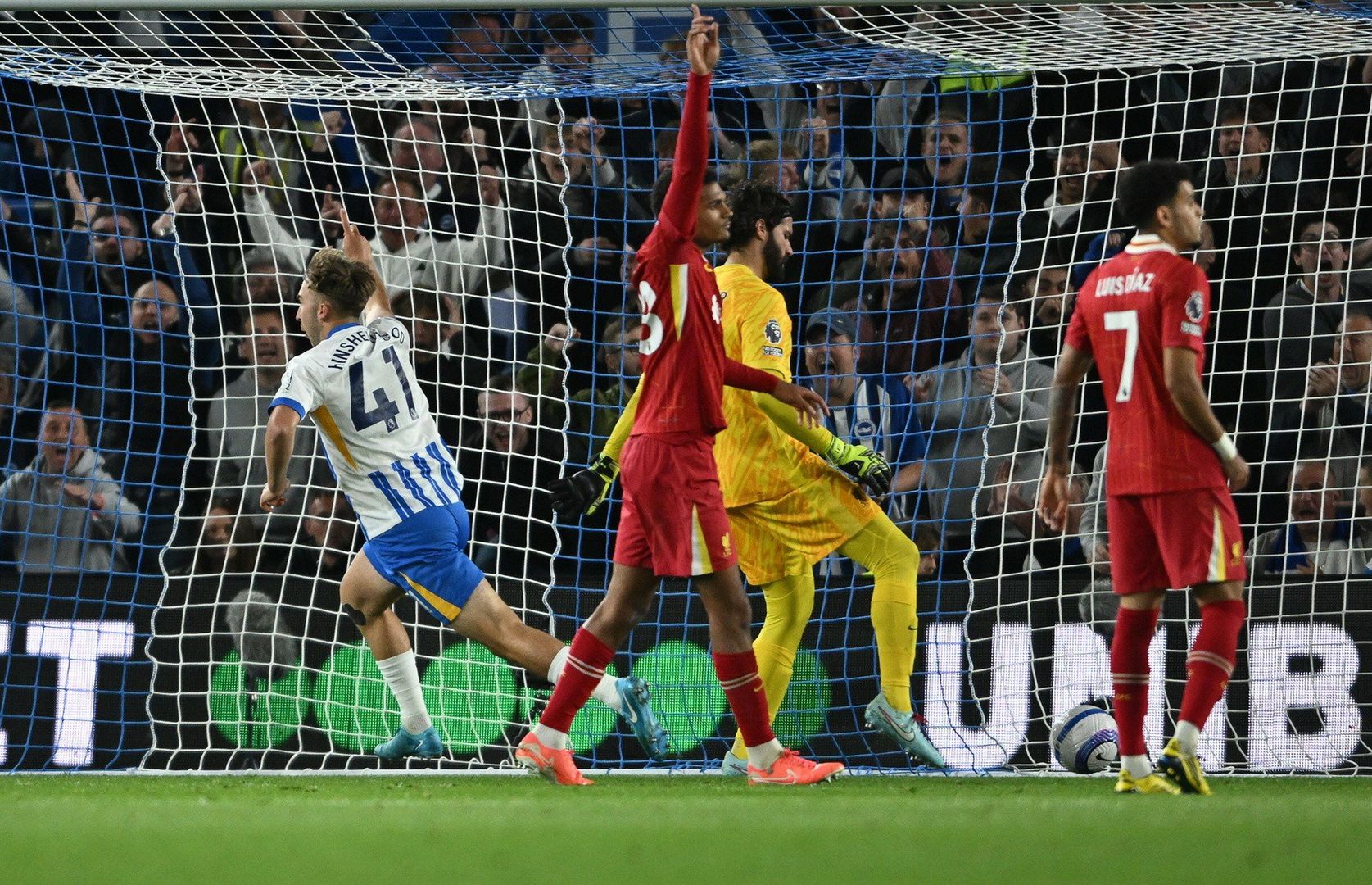 Liverpool FC wyciągnął Brighton & Hove Albion pomocną dłoń. Europejskie puchary coraz bliżej
