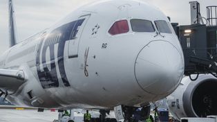 LOT szuka młodych talentów. Studenci i absolwenci mogą zgłaszać się na staże