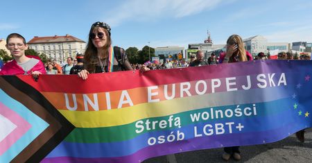 Nowa strategia UE. Projekt na rzecz równości LGBTIQ+ na lata 2026-2030