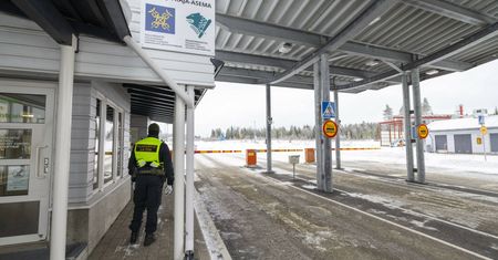 Rosja znów to robi. Finowie wznoszą dodatkowe bariery na granicy