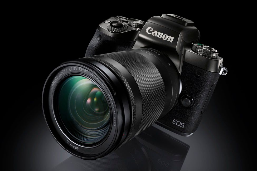 Canon EOS M5 – bezlusterkowiec z rozbudowaną ergonomią, Dual Pixel AF i wizjerem elektronicznym