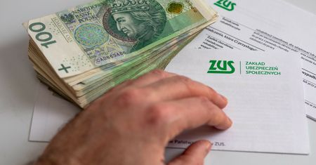ZUS czeka tylko do końca maja. Emeryci muszą złożyć ten wniosek
