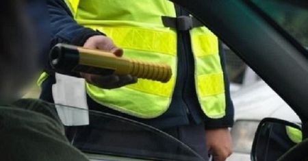 Zatrzymali pijanego kierowcę. Skandal, kto siedział za kółkiem