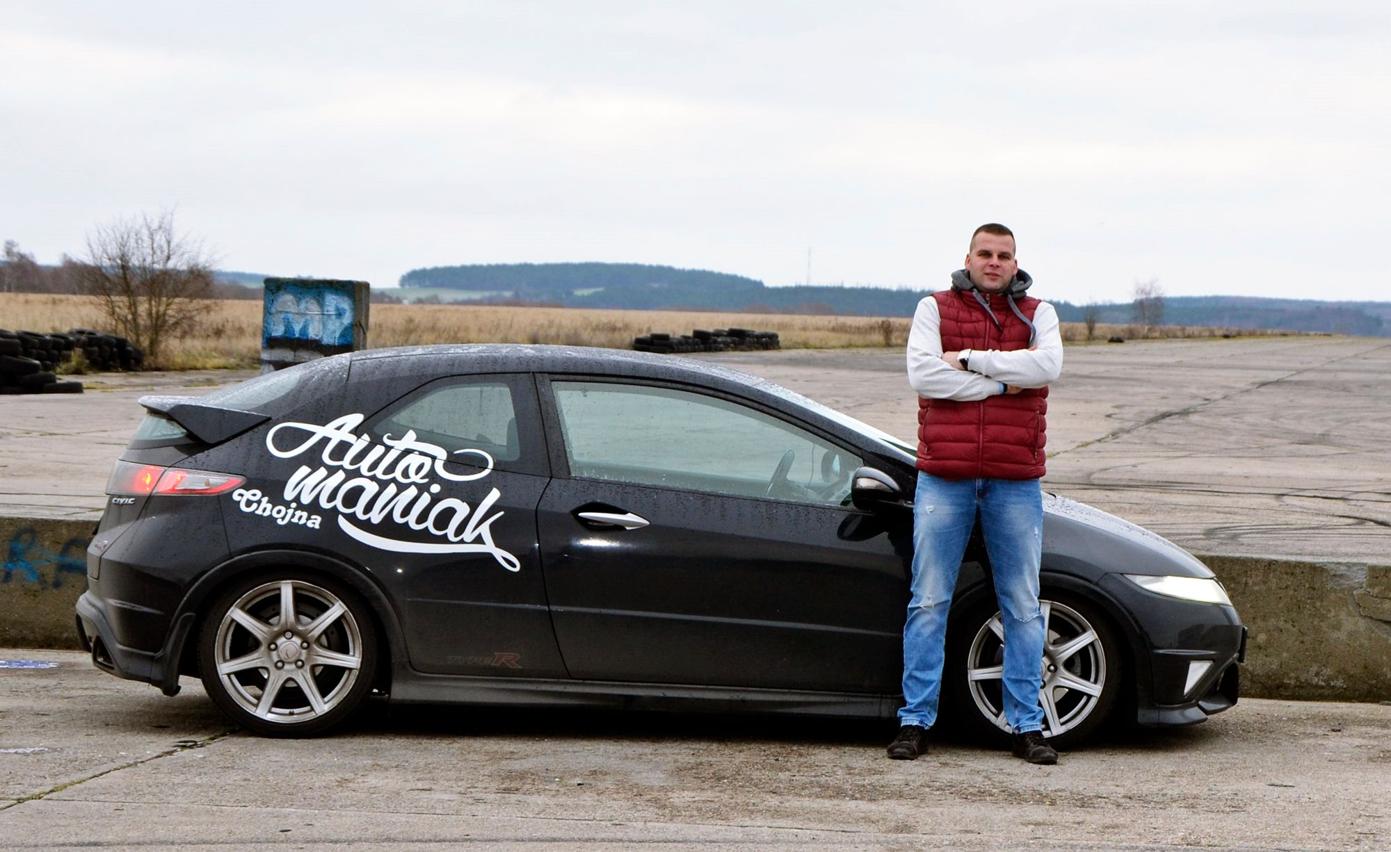 Mirek jako współzałożyciel AutoManiak Chojna pilnuje tu porządku. Dzięki niemu świadomość istnienia takiego miasta jak Chojna zdecydowanie rośnie.