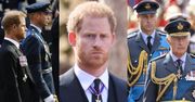 William i Harry oddają cześć Elżbiecie II, idąc RAMIĘ W RAMIĘ za jej trumną (ZDJĘCIA)