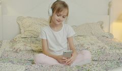 Kolejny kraj chce blokady social mediów dzieciom