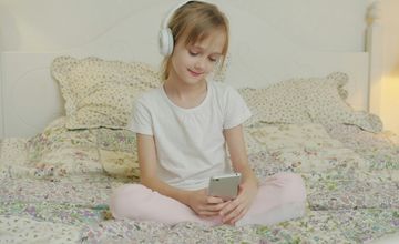 Kolejny kraj chce blokady social mediów dzieciom