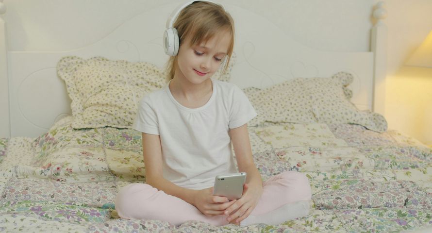 Kolejny kraj chce blokady social mediów dzieciom