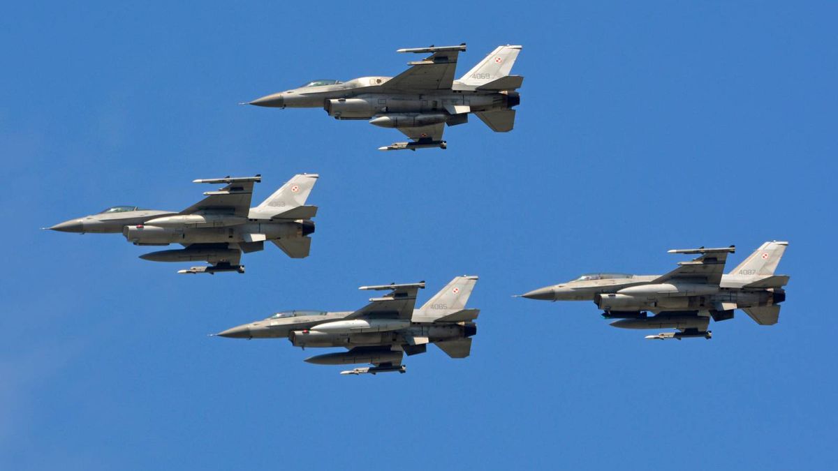 Polskie i amerykańskie samoloty F-16 poderwane do akcji po ataku Rosjan