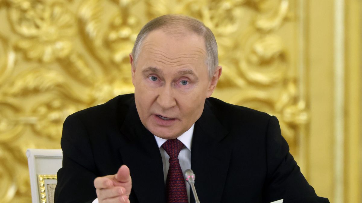 Po napaści kraju Władimira Putina na Ukrainę Unia Europejska zamroziła rosyjskie aktywa o wartości około 210 mld euro