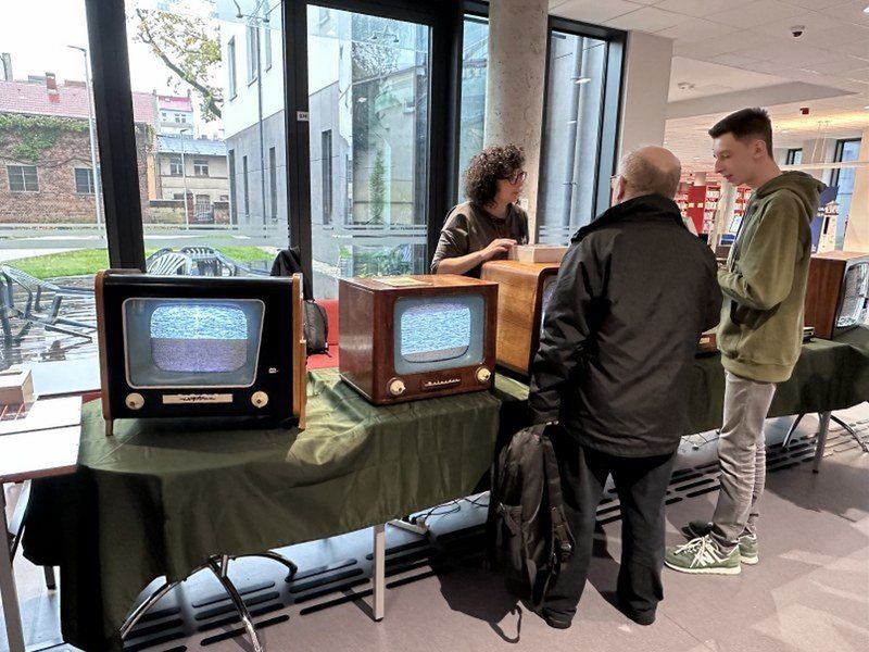 Kuba bardzo chętnie opowiada o swoich zbiorach