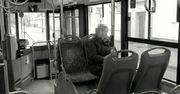 Znieważyli starszą kobietę w autobusie. Jej syn wziął sprawy w swoje ręce