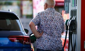 Ostatni dzień tak taniego tankowania. Koniec promocji i zmierzch CPN. Podwyżka będzie sroga