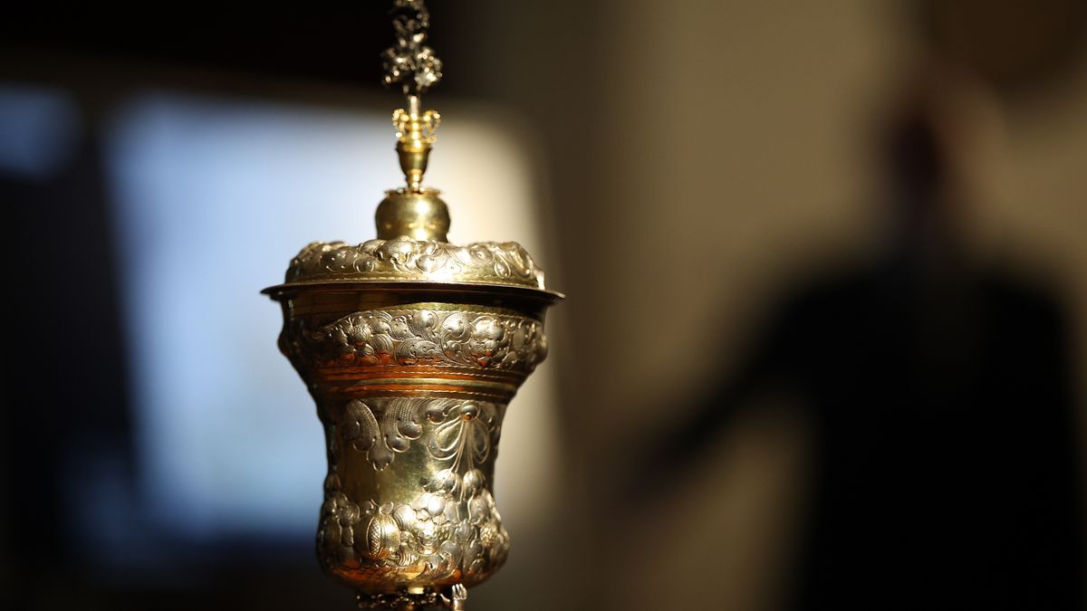 Niezwykły puchar trafił na Wawel
