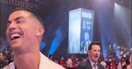 Cristiano Ronaldo parsknął śmiechem. Pytanie go zaskoczyło