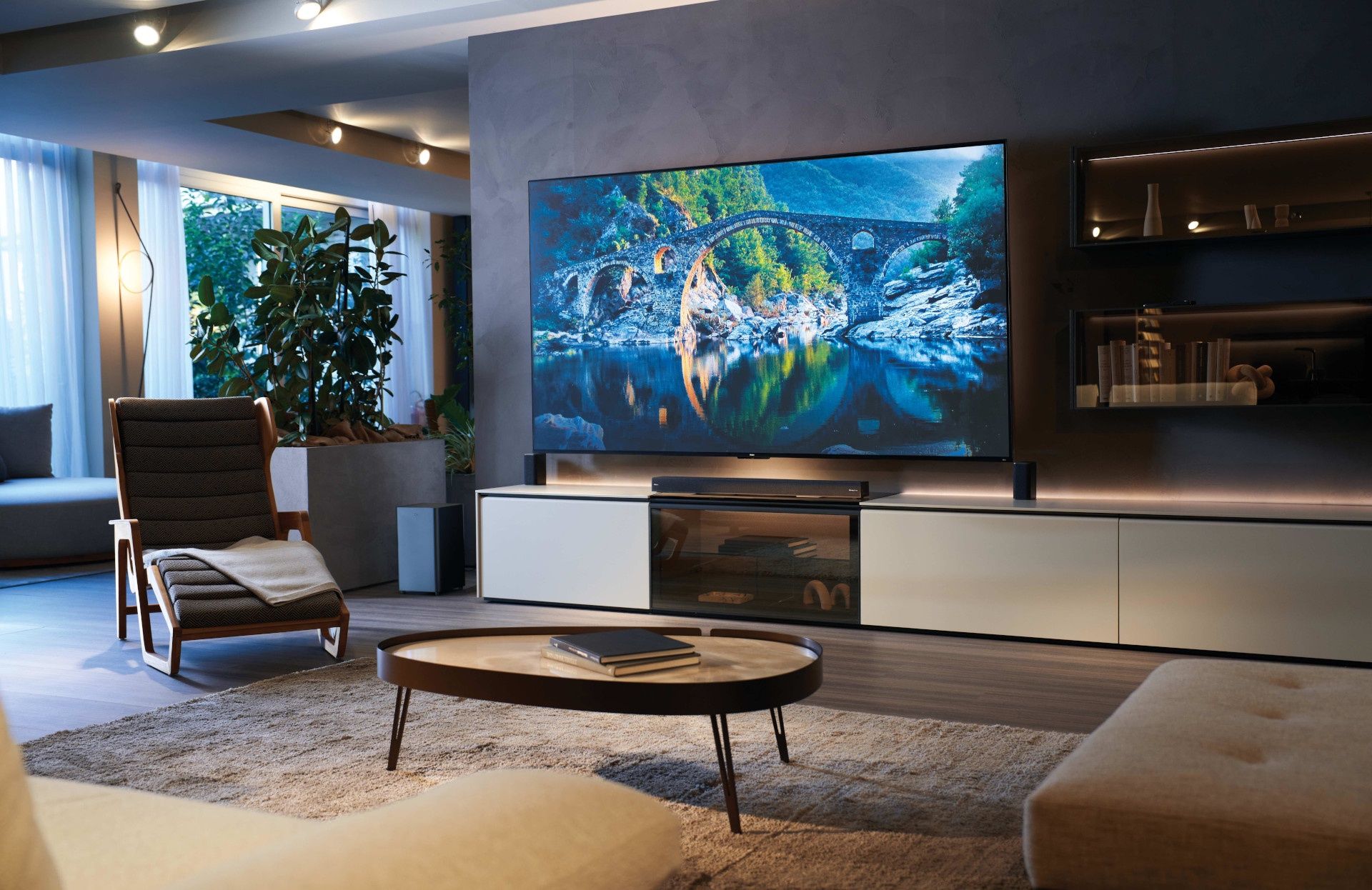 Haier łączy QLED i Mini LED w nowych TV z analizą scen w czasie rzeczywistym