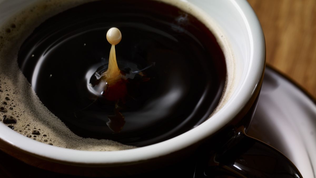 Drop of milk in cup of coffee
Westend61
liquid, drop, no people, motion, food and drink, Drink, Coffee, Espresso, Milk, close up, indoor, studio shot, elevated view, Dishes, Cup, Coffee Cup, dripping, Food and Drink