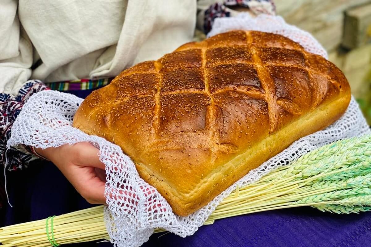 Zapach chrupiącego chleba na zakwasie i tradycja w sercu skansenu. Lubelskie Święto Chleba już w niedzielę