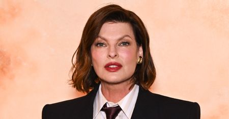 Linda Evangelista smutno o nieudanym zabiegu medycyny estetycznej. "Nadal NIE PATRZĘ W LUSTRO"