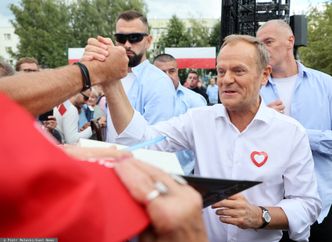 PiS po cichu wycofuje się z "lex Tusk". Jest nowe paliwo wyborcze partii