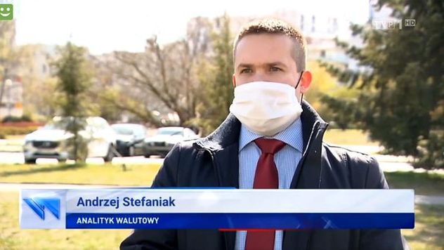 W sieci zrobiła się afera o maseczkę eksperta Andrzeja Stefaniaka