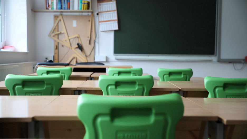 Koronawirus. Polska. Dzieci na kwarantannie. Miały kontakt z zakażonym księdzem