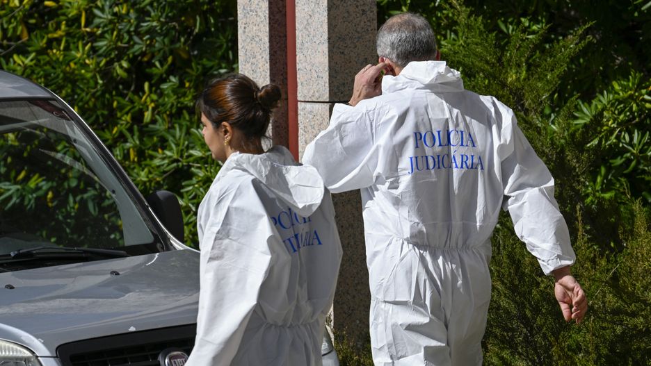 LISBON, PORTUGAL - MARCH 28: Members of the Judiciary Police wear protective gear while at work in the Ismaili Center where an attacker stabbed to death two women on March 28, 2023, in Lisbon, Portugal. Two people died and two are hospitalized in serious condition after a man of Afghan nationality attacked them with a large knife in the Ismaili Center in Avenida Lusíada in Lisbon. The attacker was arrested and immobilized by the PSP. (Photo by Horacio Villalobos#Corbis/Corbis via Getty Images)