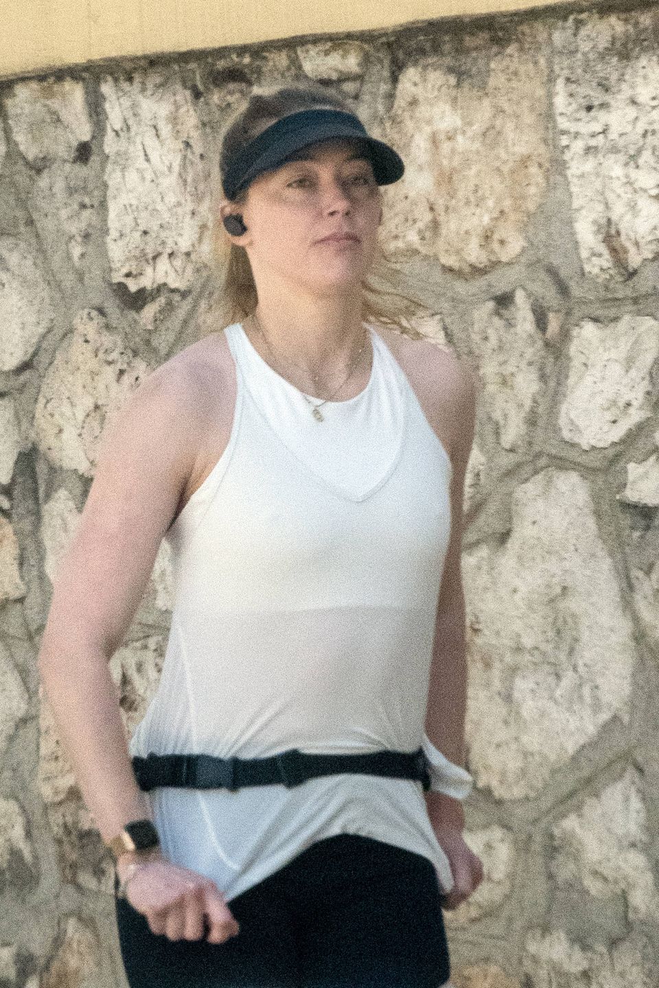 Amber Heard poczuła się upokorzona przegraną w sądzie i przeprowadziła się do Hiszpanii