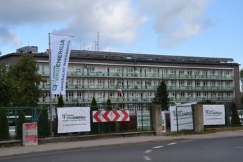 Skierniewice: Nowoczesne zabiegi okulistyczne ratują powieki pacjentów