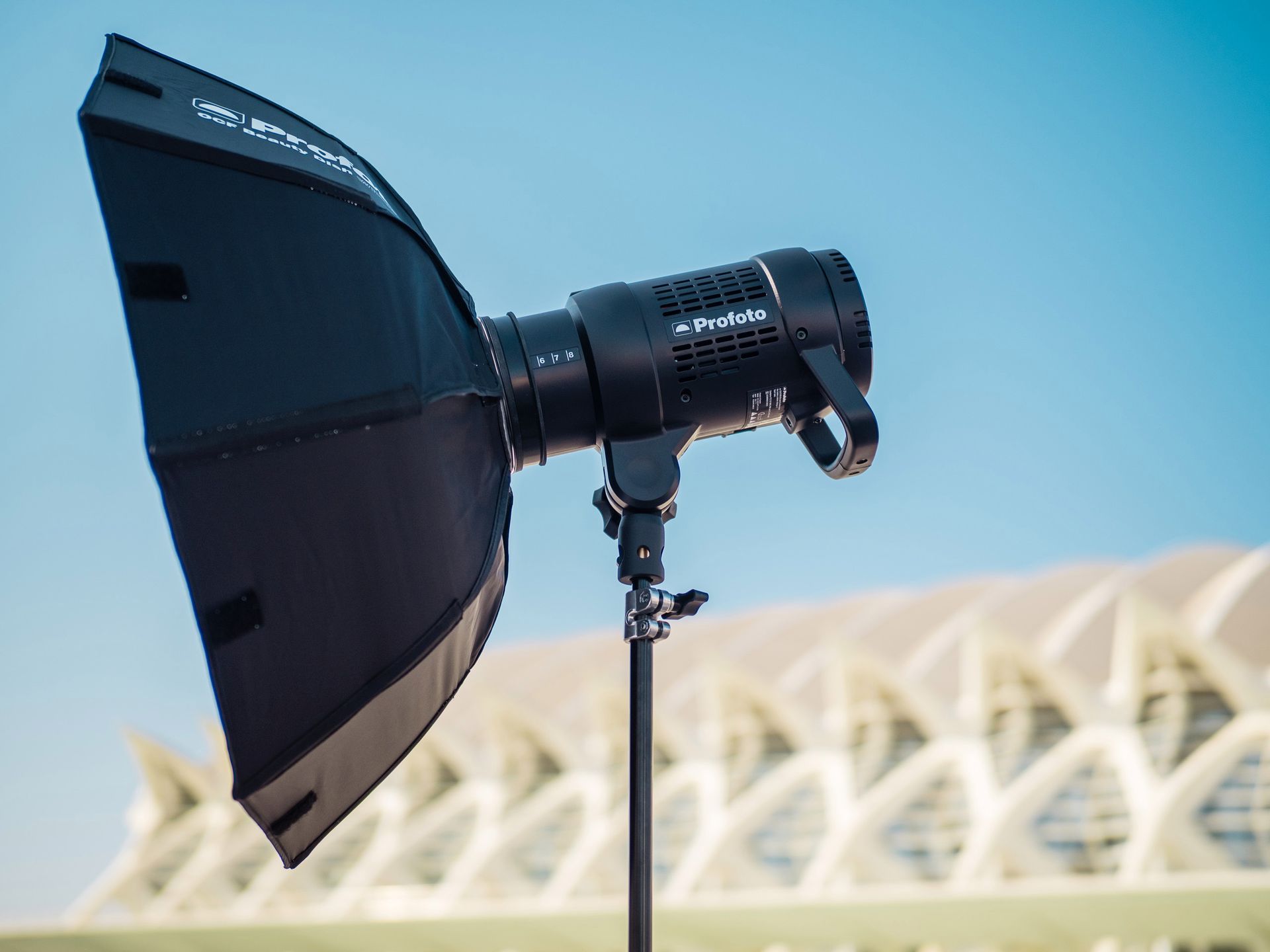 Profoto B1X - test lampy błyskowej z systemem TTL i synchronizacją HSS 28