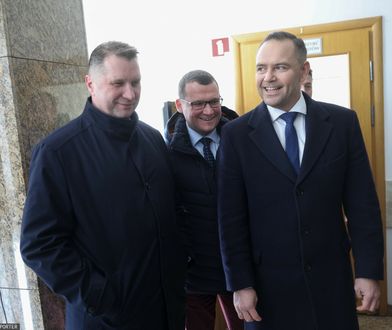 Polityczna kancelaria Nawrockiego i "umowa" prezydenta z prezesem. Kulisy ustaleń w PiS