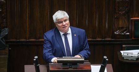 Kolejowe inwestycje CPK. "Nic nie zostało zatrzymane"