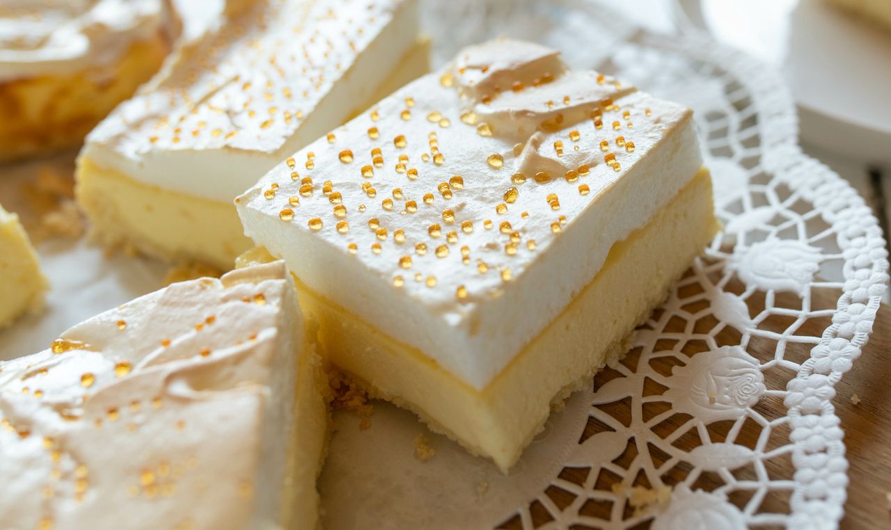 Cheesecake with dewdrops will be perfect for the holidays.