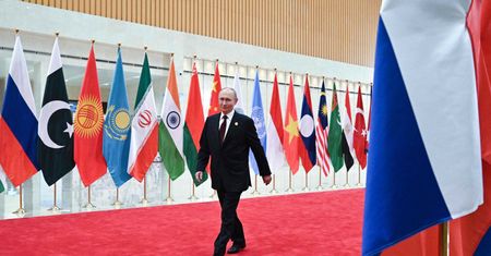 Znów na czerwonym dywanie. Tak powitano Putina w Chinach