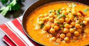 Dorzucam zamiast fasoli i w 30 minut mam gotową zupę. Najlepiej smakuje z grzankami