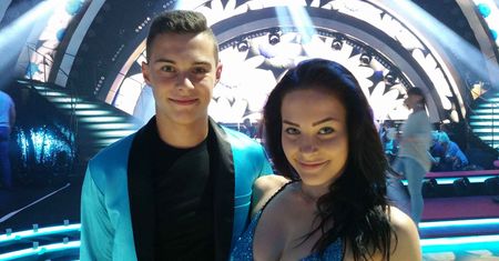 "Taniec z gwiazdami": Na której randce całuje się idol nastolatek? Partnerka zawstydziła go odważnym pytaniem