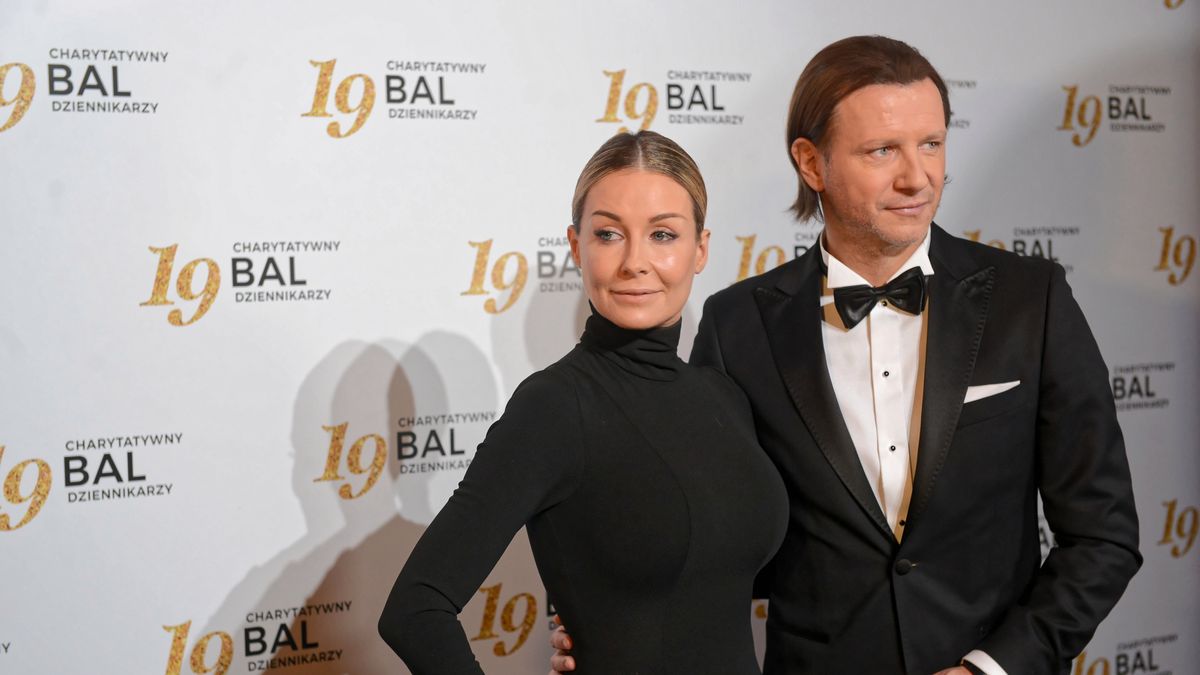 Radosław Majdan jest współwłaścicielem i twarzą perfum marki Vabun. Na zdjęciu z żoną