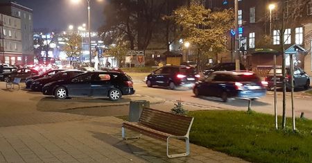 Gdańsk. 85-latek czekał 10 godzin na żonę
