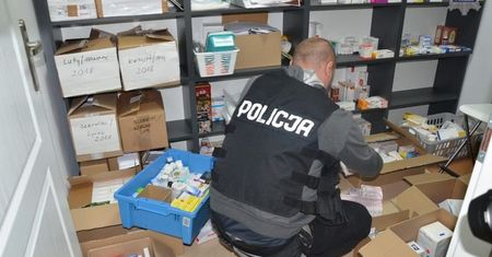 Mafia lekowa rozbita. 16 osób zatrzymanych