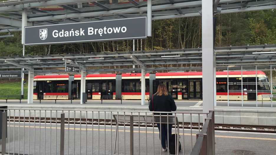 W okolicach stacji PKM Gdańsk Brętowo mężczyzna zakopał 10 worków z ludzkim szczątkami.