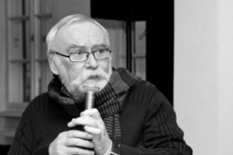 Zmarł Tadeusz Komendant, wybitny eseista i tłumacz. "Cieszę się, że żyłem"
