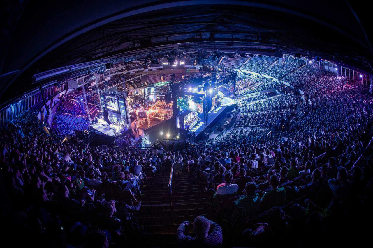 Jak oglądać esport? Poradnik na Intel Extreme Masters