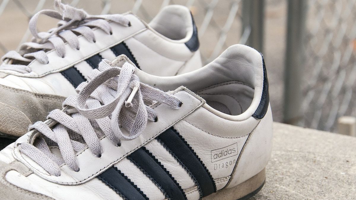 Adidas przegrywa proces o trzy paski.